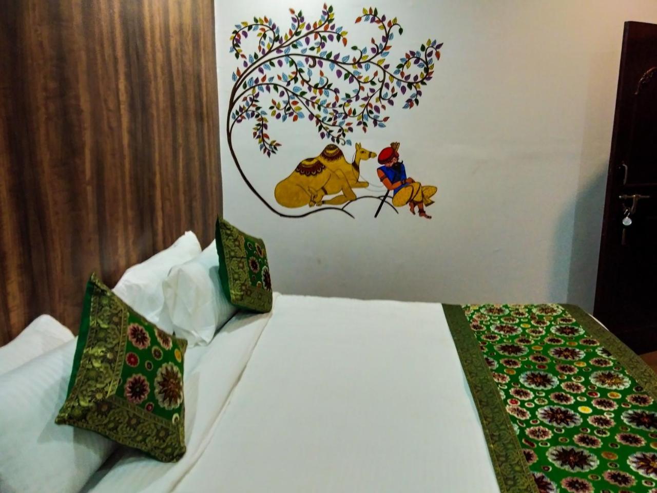 Dwivedi Hotels Hotel Elena Varanasi Eksteriør bilde