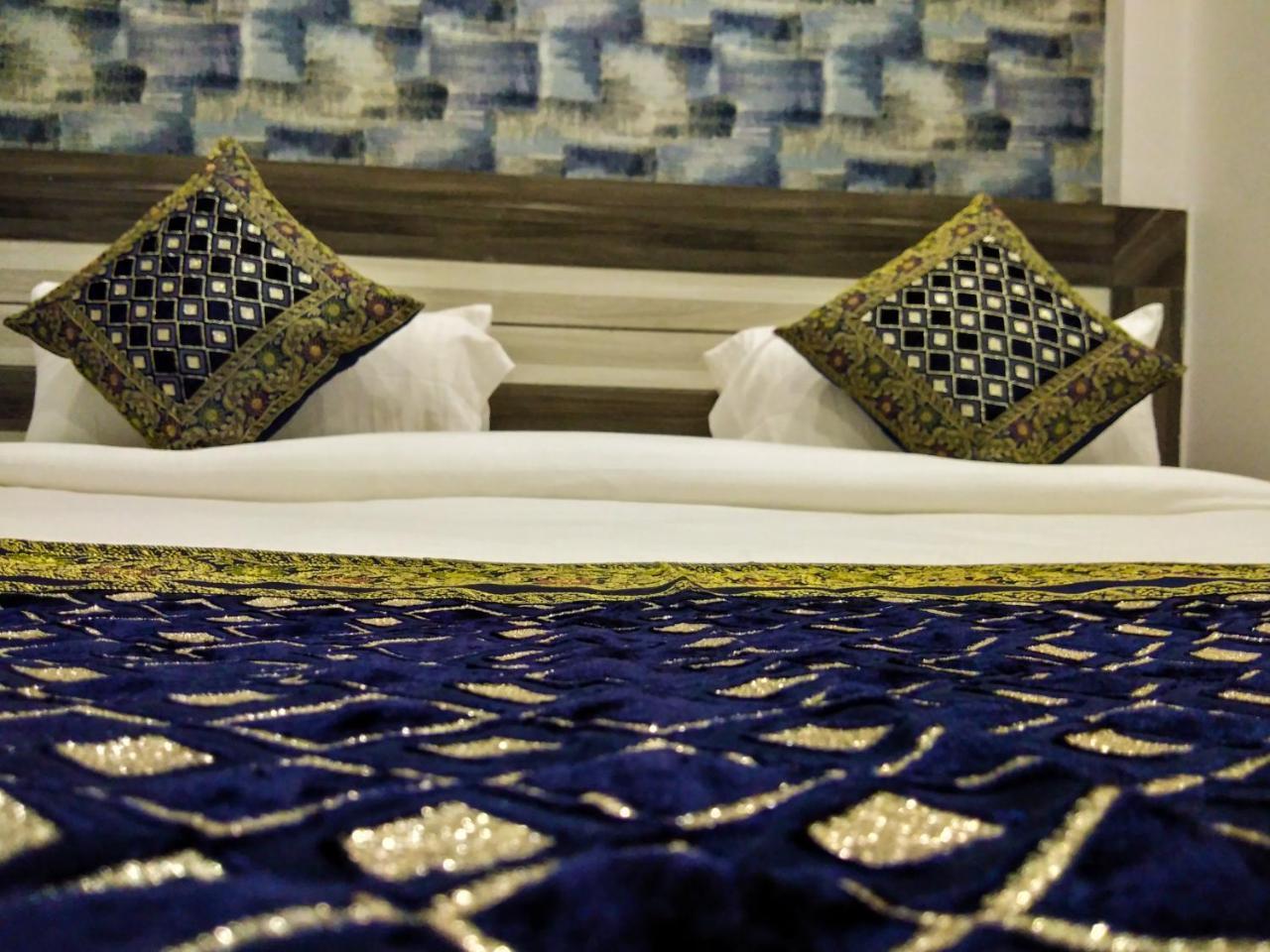 Dwivedi Hotels Hotel Elena Varanasi Eksteriør bilde
