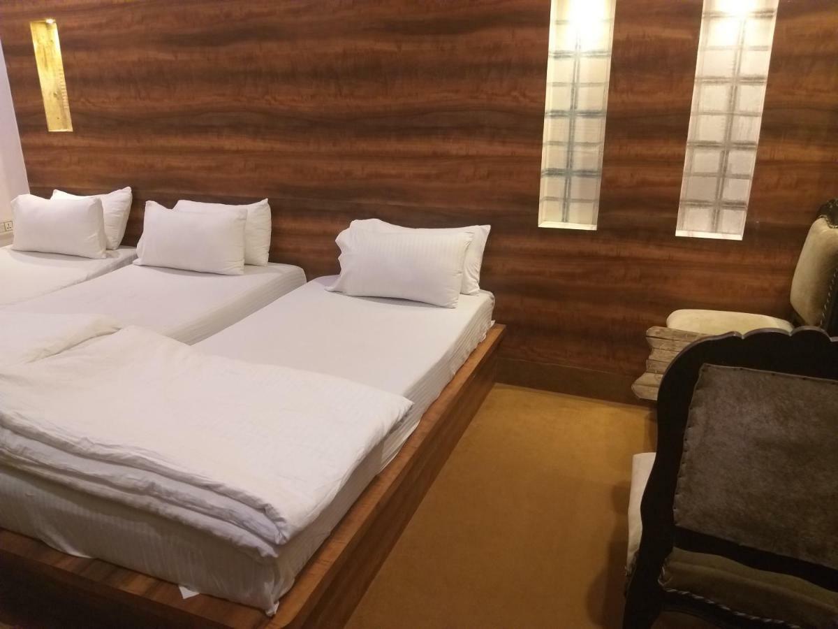 Dwivedi Hotels Hotel Elena Varanasi Eksteriør bilde